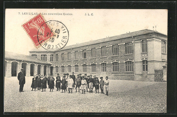 splendide-CPA-Les-Lilas-Les-nouvelles-Ecoles-1910